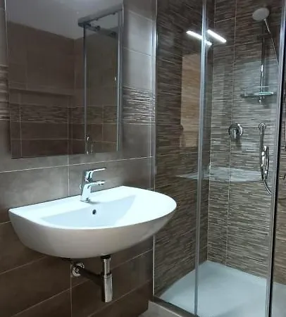 فندق مبيت وإفطار Fifth Floor